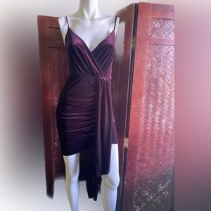 Ladies elegant Vampy sexy burgundy Gothic velvet dress cocktail evening